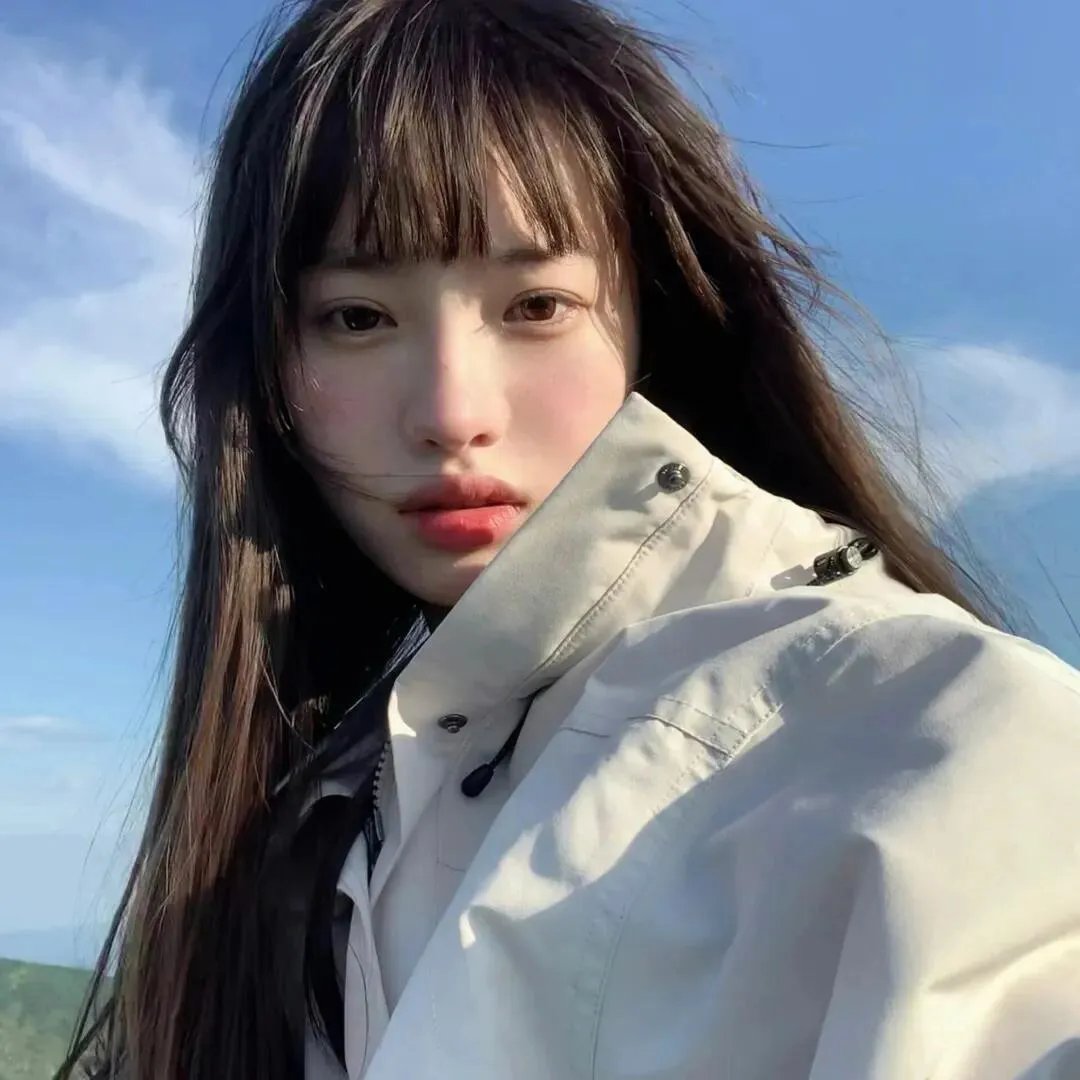 美丽女孩 海报