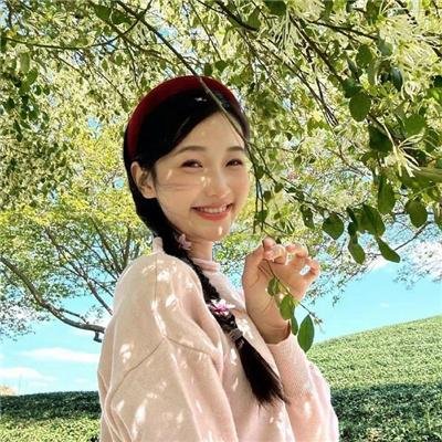 女人是英雄 海报